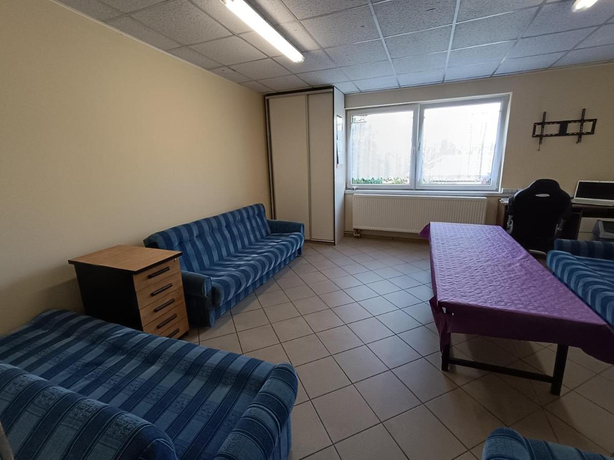 Hostel Welinek Gratis Parking Stęszew Esterno foto